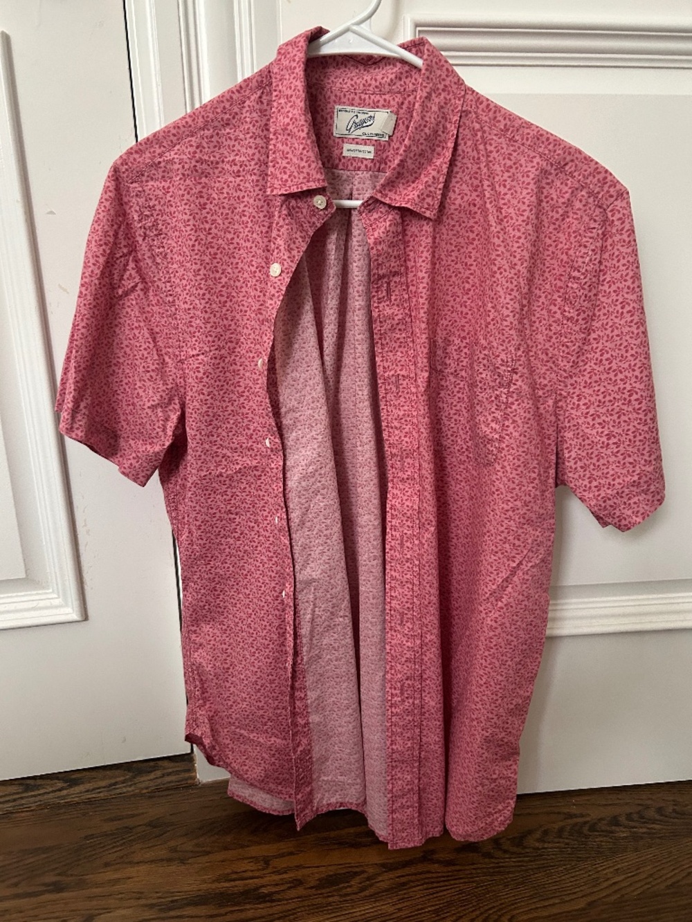 Short sleeved shirt